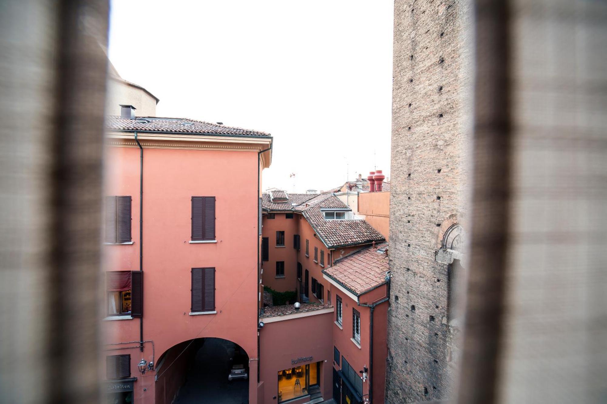 Tesoro De Galluzzi Bologna Bagian luar foto