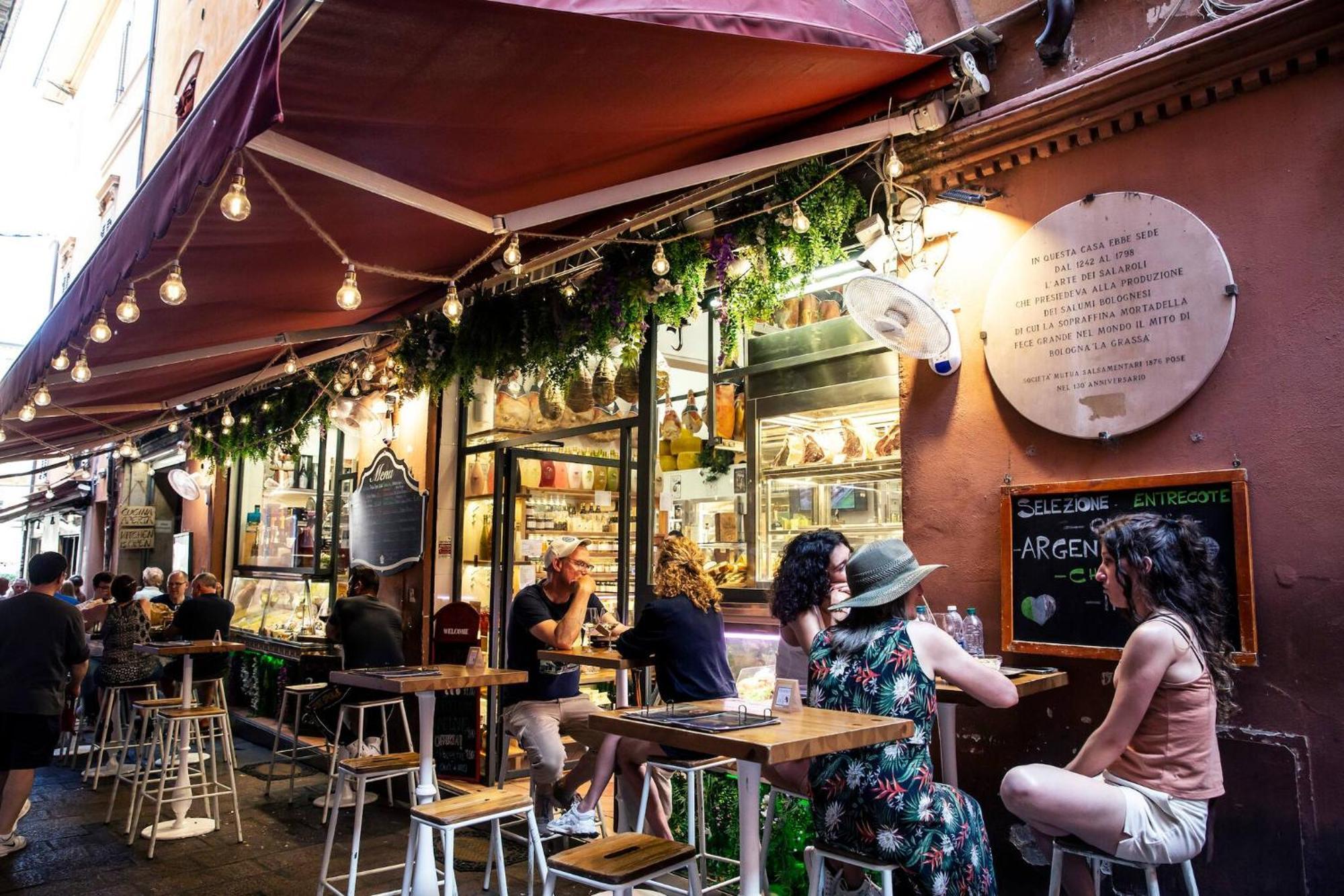 Tesoro De Galluzzi Bologna Bagian luar foto