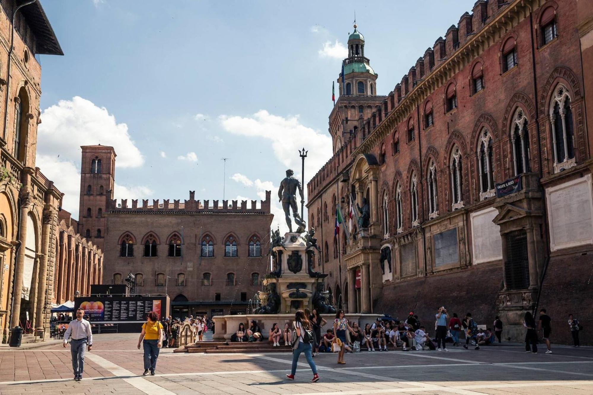 Tesoro De Galluzzi Bologna Bagian luar foto