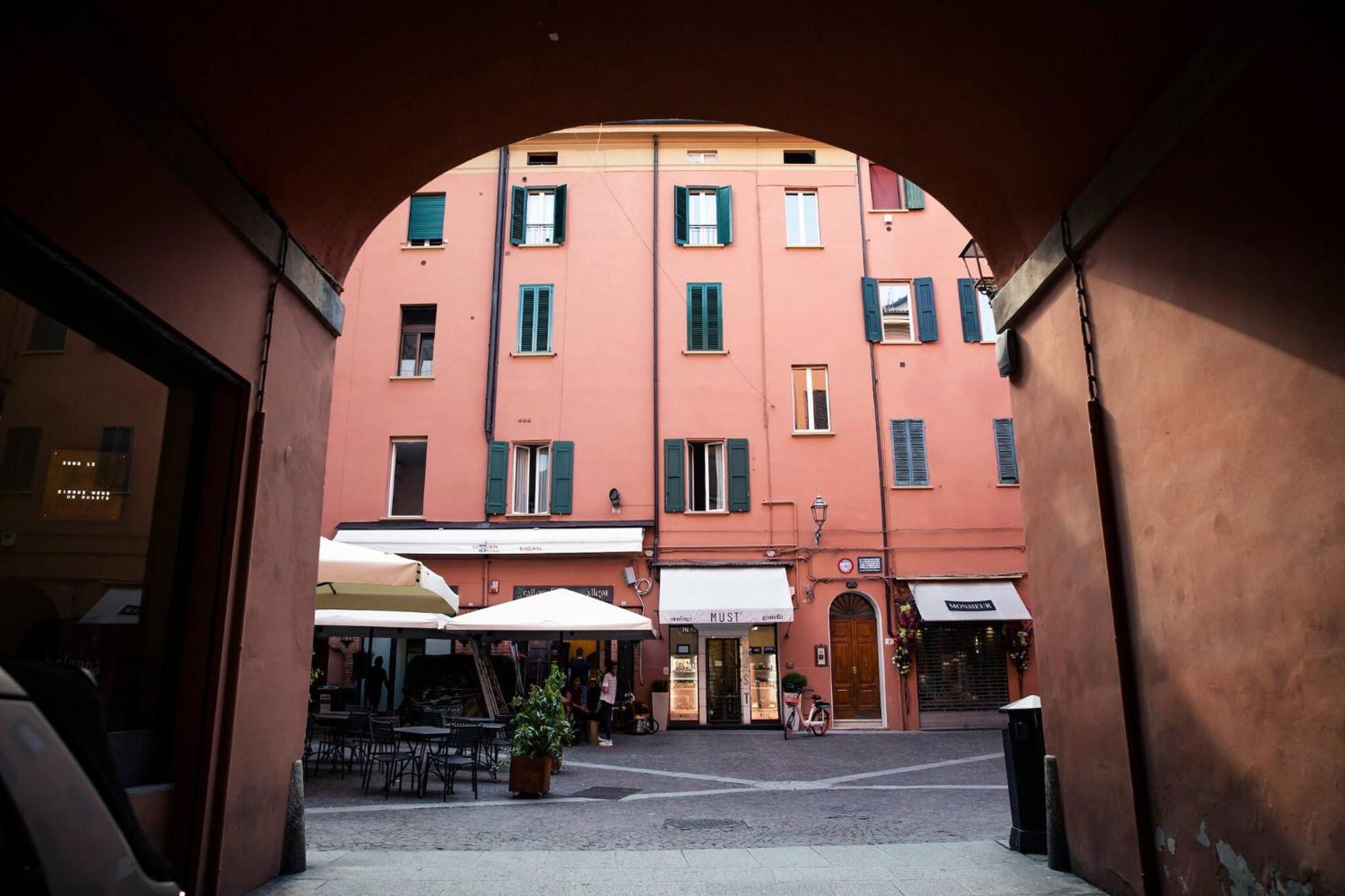 Tesoro De Galluzzi Bologna Bagian luar foto