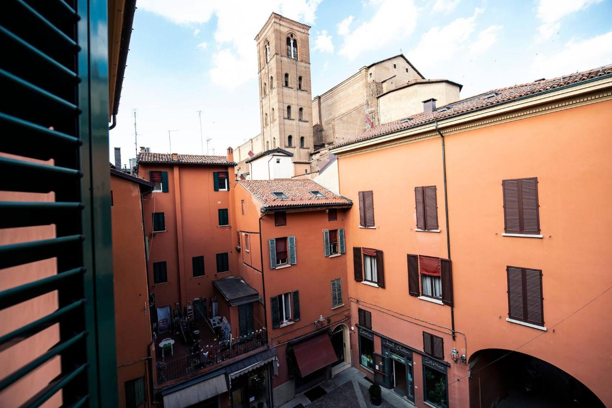 Tesoro De Galluzzi Bologna Bagian luar foto